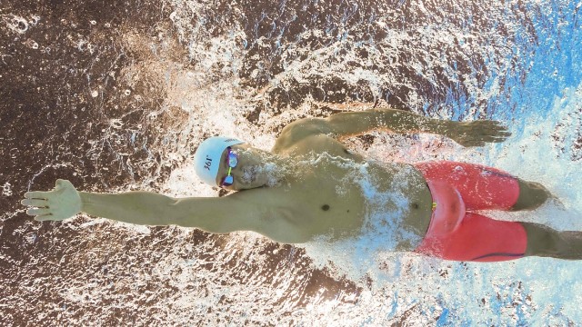 开云·体育官网APP下载-15中12！约基奇三节轰2699复仇勇士：末节坐场边喝饮料太惬意，约基奇战术